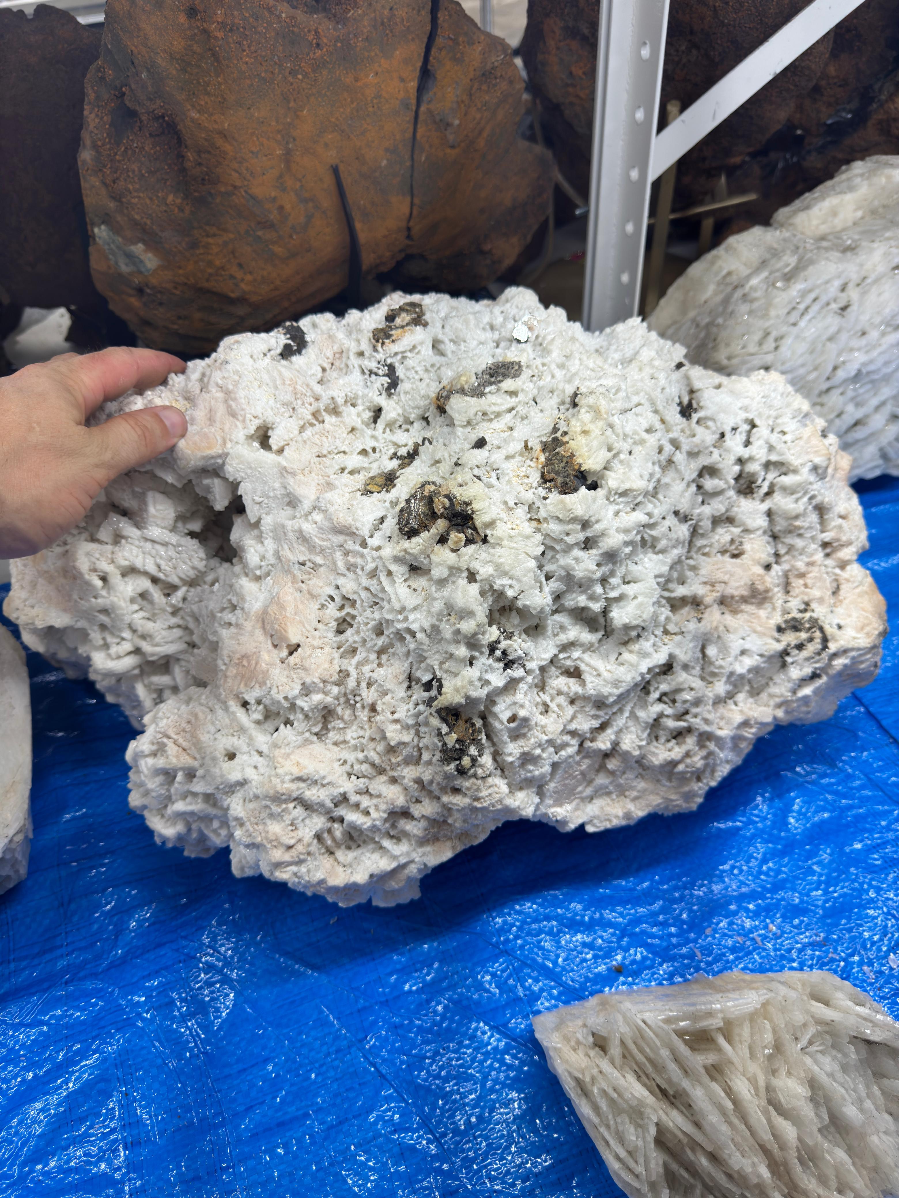 Alba and Cleavelandite