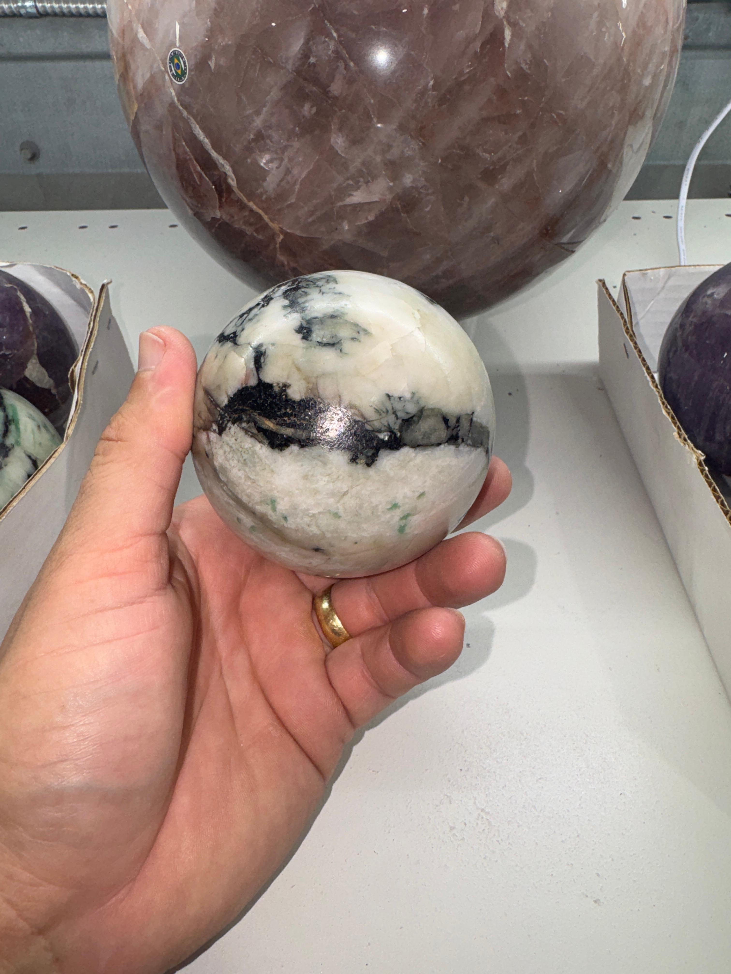 Mixed Crystal Spheres